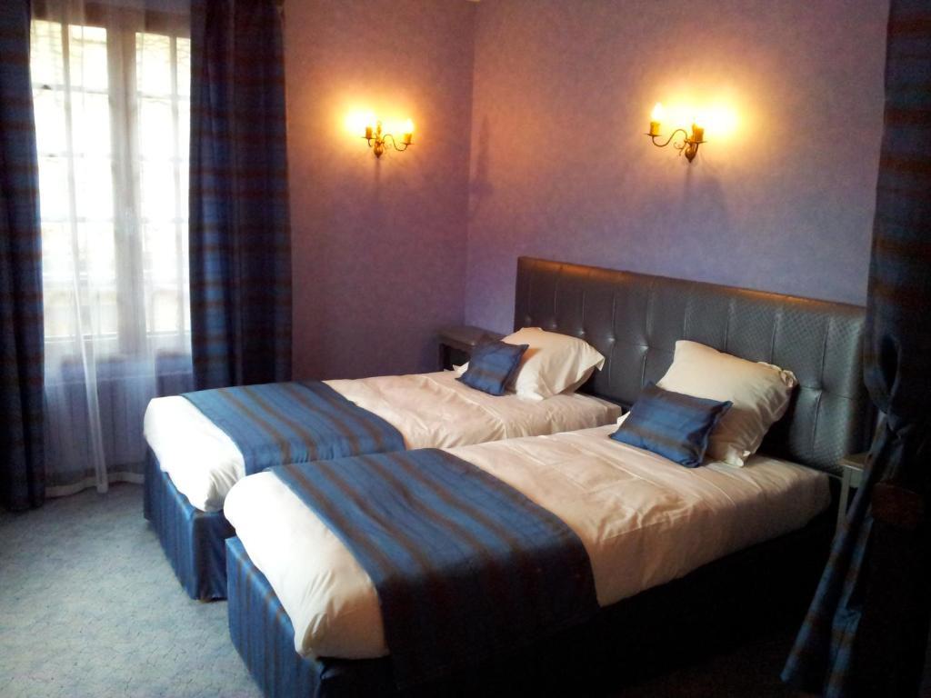 Hotel Sainte Foy Conques Phòng bức ảnh